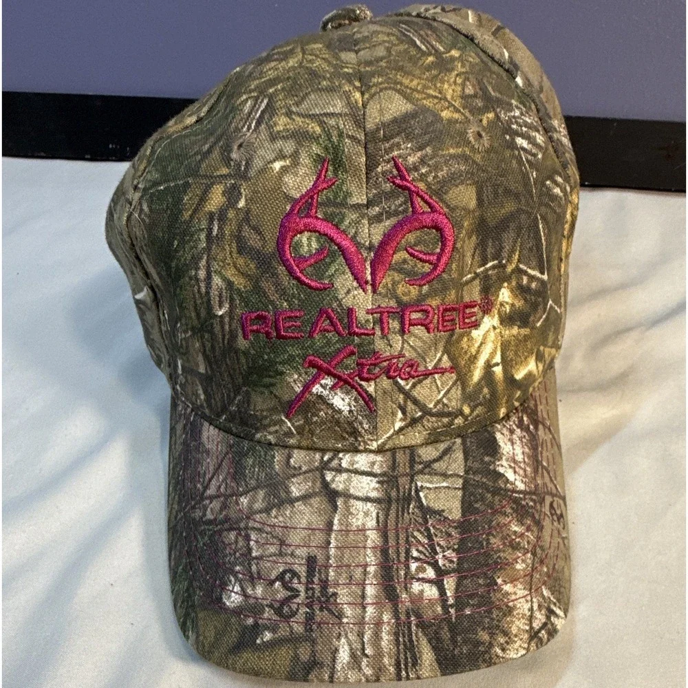 Realtree Xtra Camo Ball Cap Pink Logo Adjustable Cotton One Size Unisex